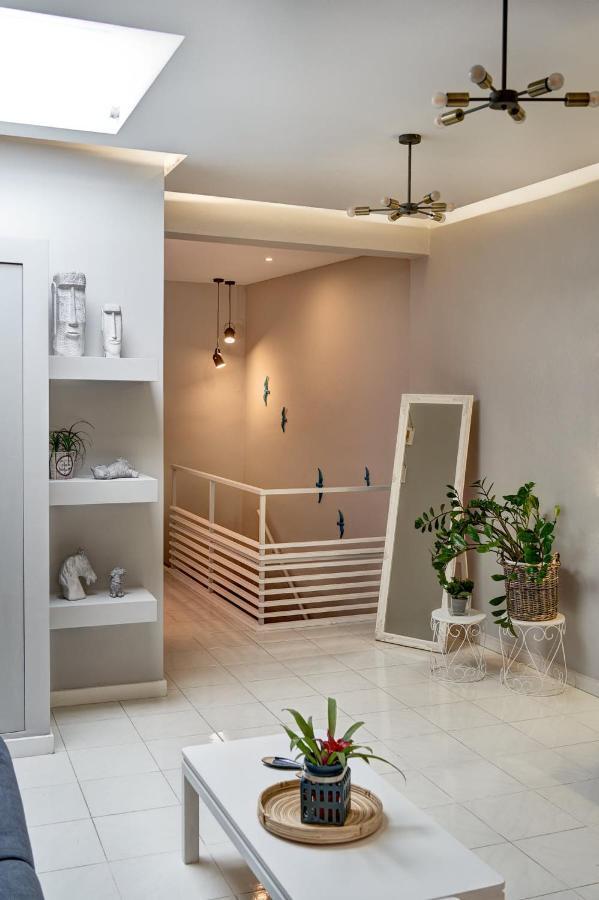 Old Town Luxury Velvet Apartment Родос Экстерьер фото